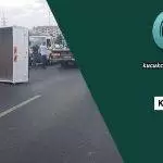 Küçükçekmece'de Minibüs Devrildi