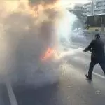 Küçükçekmece'de Otomobil Alev Alev