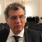 Simone Kaslowski Kimdir