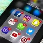 instagram whatsapp facebook çöktü mü?
