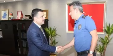 Kaymakam Mehmet Tunç, Küçükçekmece'deki ilk bayramlaşmasını gerçekleştirdi