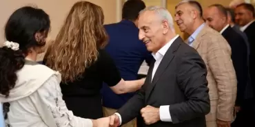 Başkan Çebi'den belediye personeline bayram tebriği