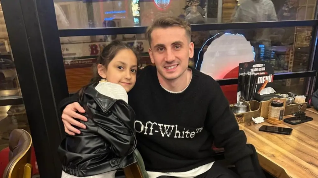 Kerem Aktürkoğlu soluğu Küçükçekmece'de aldı