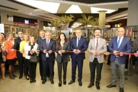 Küçükçekmece Kaymakamı Mustafa Anteplioğlu ve AK Parti Milletvekili Nihan Ayan Arenapark'ta sergi açtı 16 Küçükçekmece Kaymakamı Mustafa Anteplioğlu ve AK Parti Milletvekili Nihan Ayan Arenapark'ta sergi açtı