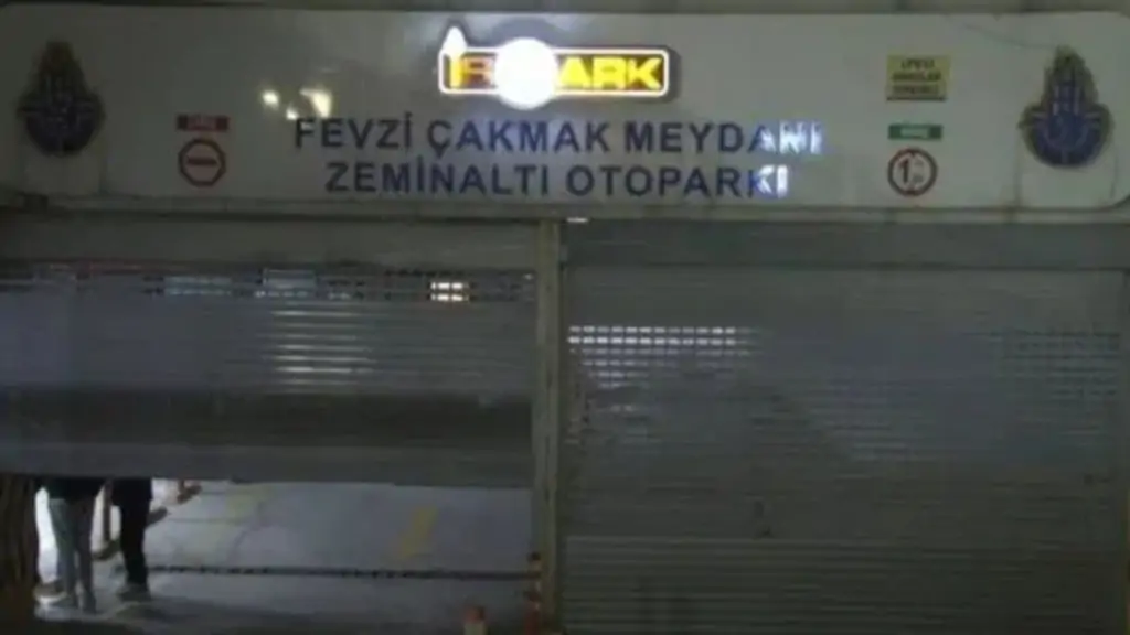 Küçükçekmece Fevzi Çakmak Meydanı İSPARK zemin altı otoparkında giriş çıkış sorunu devam ediyor