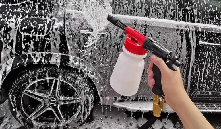 Küçükçekmece’de 50 TL’ye köpürt, temizle, parlat dönemi! Köpük noktaları açıklandı